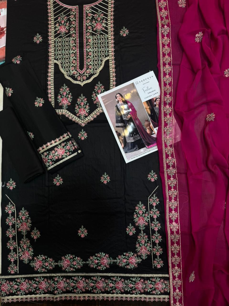 EMBROIDERY 3 PIECE UNSTITCHED LOWN SUIT