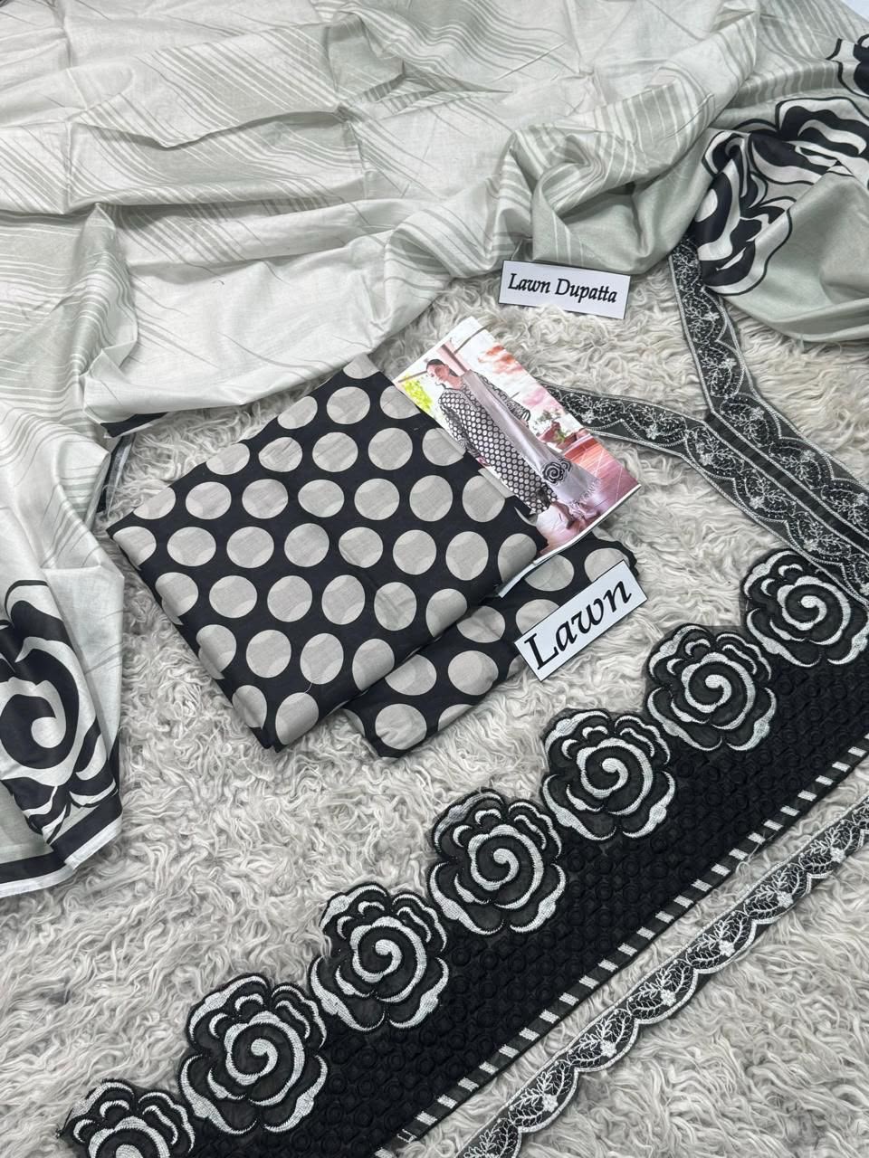 DIGITAL PRINTED WITH PATCHES 3 PIECE UNSTITCHED LOWN SUIT