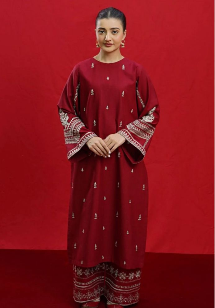 EMBROIDERY 3 PIECE UNSTITCHED LOWN SUIT