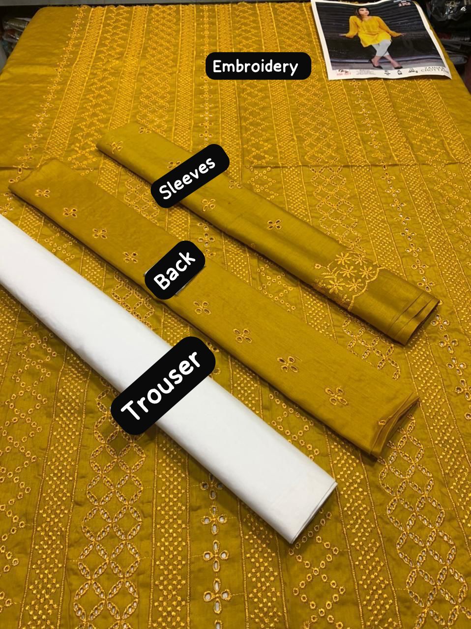 EMBROIDERY 3 PIECE UNSTITCHED LOWN SUIT