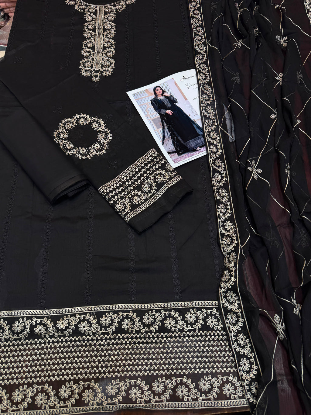 EMBROIDERY 3 PIECE UNSTITCHED LOWN SUIT