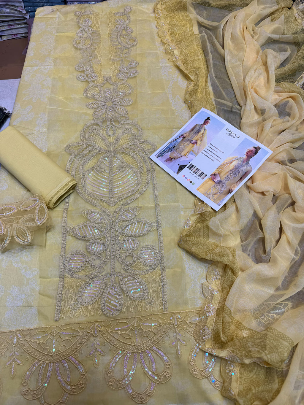 EMBROIDERY 3 PIECE LOWN UNSTITCHED SUIT