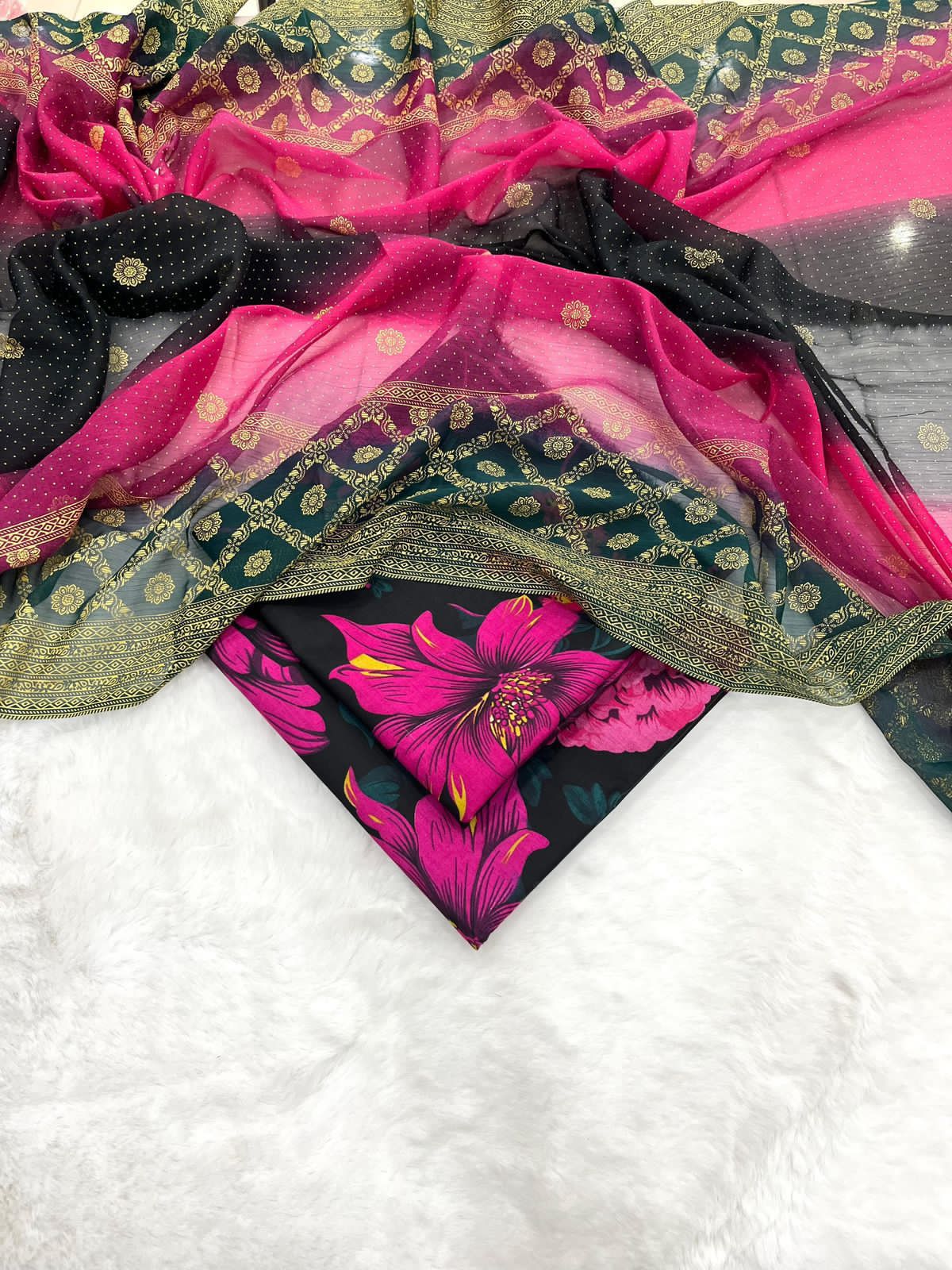 DIGITAL PRINTED UNSTITCHED LOWN SUIT