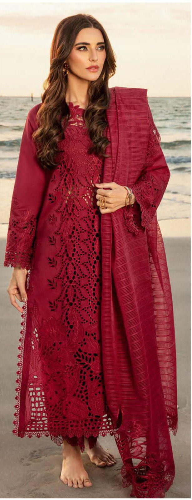 HEAVY EMBROIDERY 3 PIECE UNSTITCHED LOWN SUIT