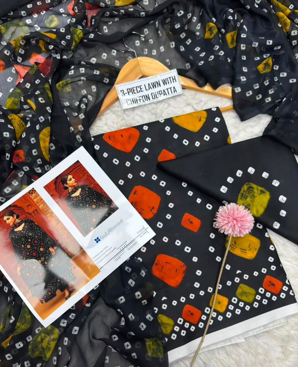 DIGITAL PRINTED UNSTITCHED LOWN SUIT