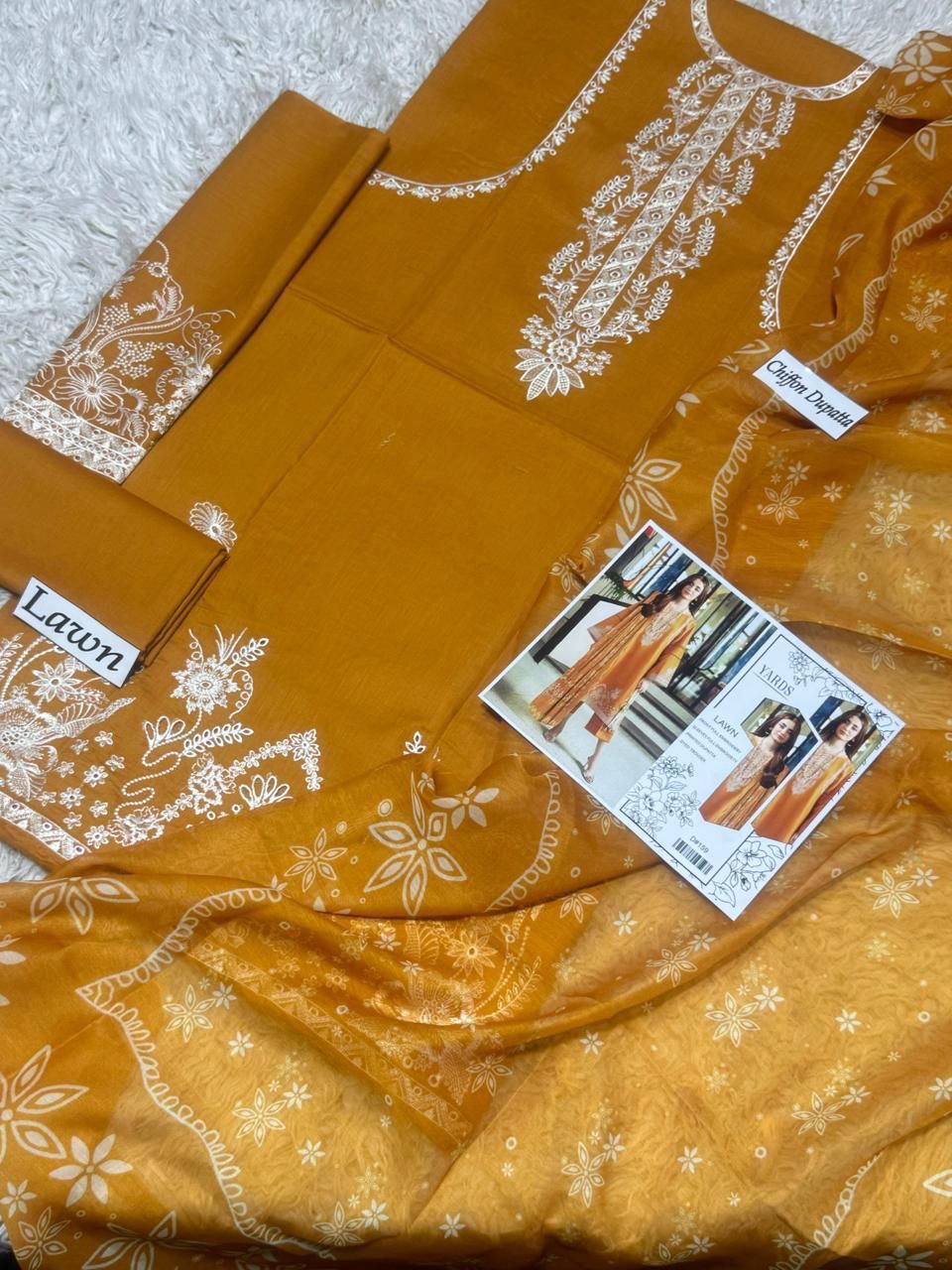 EMBROIDERY 3 PIECE LOWN SUIT