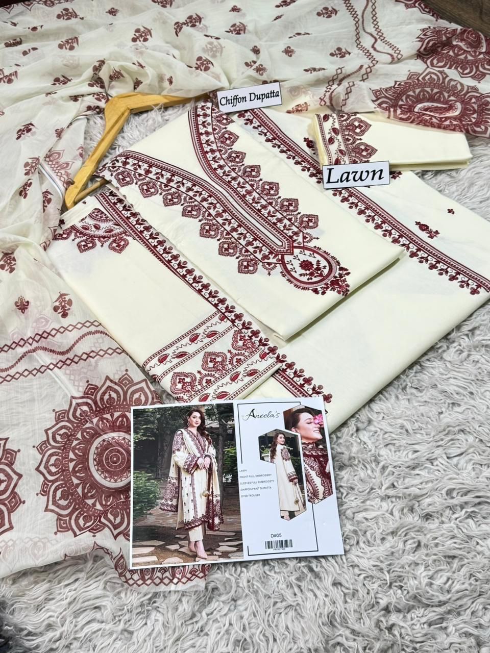 EMBROIDERY 3 PIECE LOWN SUIT