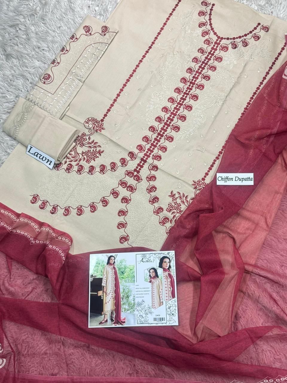 EMBROIDERY 3 PIECE LOWN SUIT