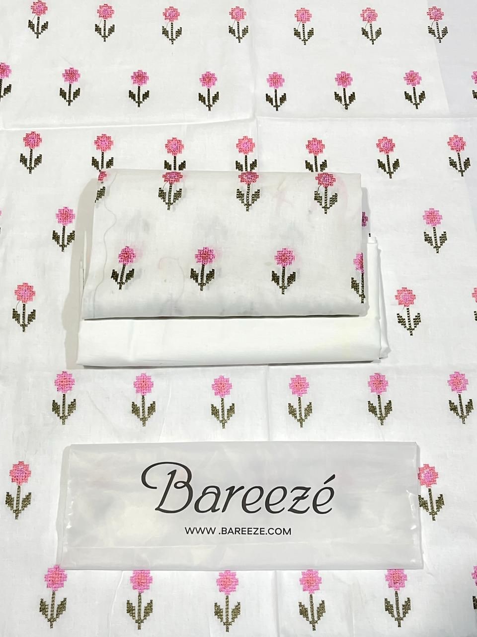 EMBROIDERY 2 PIECE LOWN UNSTITCHED SUIT